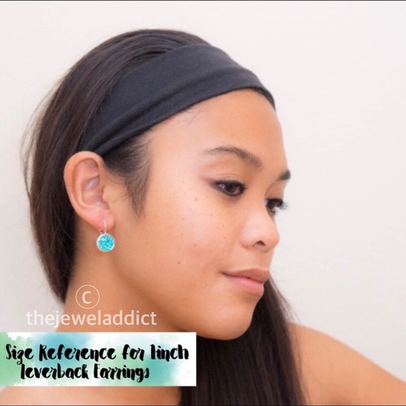 3/$20⚡️Blue iridescent faux rose gold earrings - Picture 3 of 4